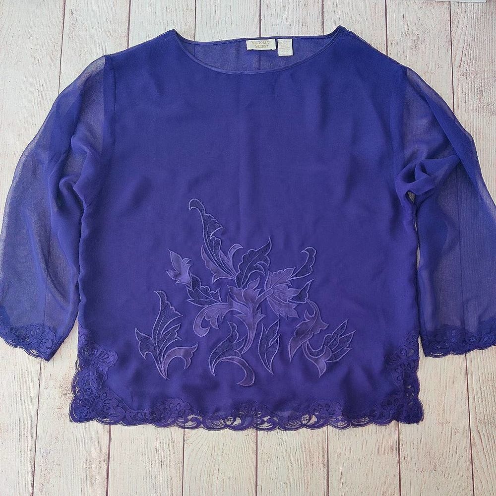 Vintage Victoria's Secret gold label lace trim sheer PJ top sz L